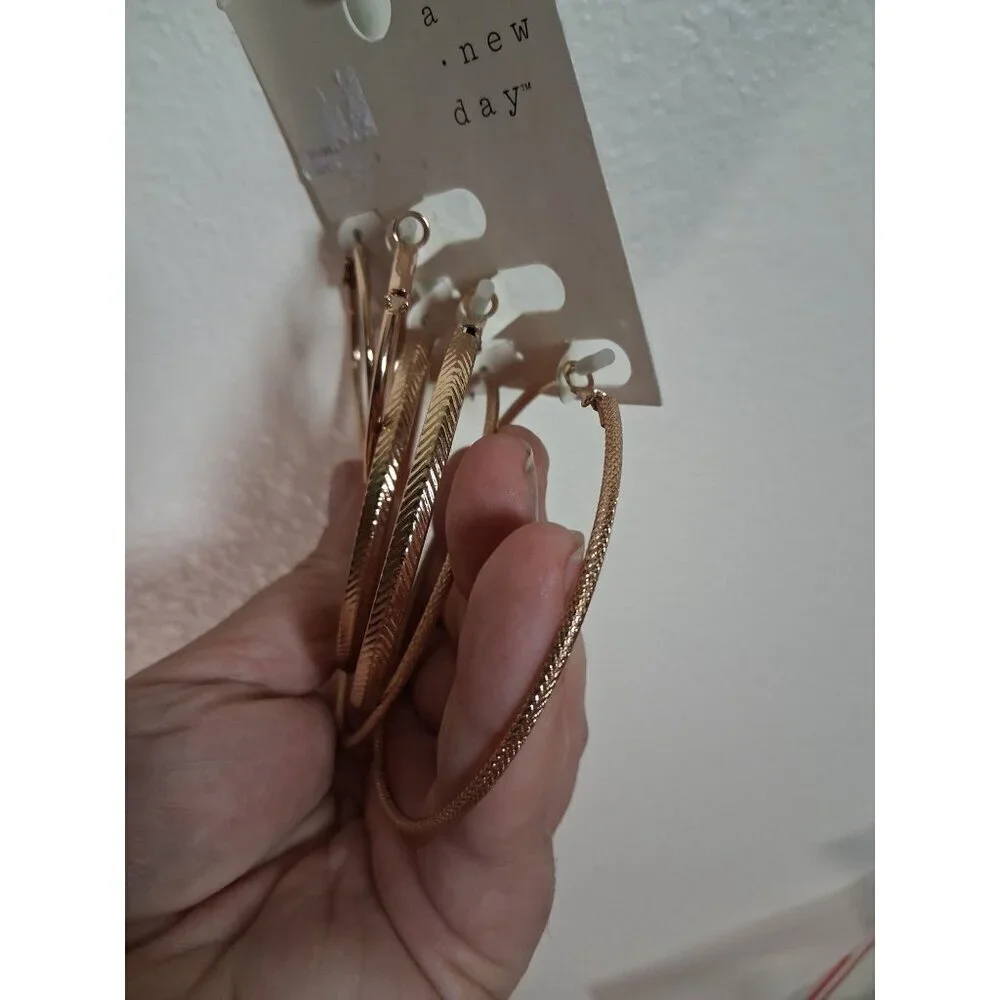 NWT A New Day Hoop Earring Set Gold Assorted Sizes Etched Edges